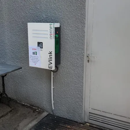 Ibis Saint-die Отель