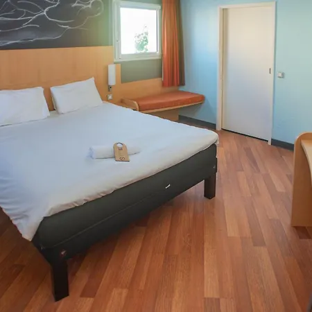 Ibis Saint-die Hotel