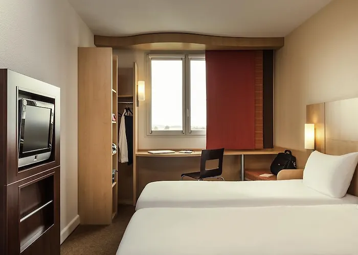 Ibis Saint-die Hotel 3*